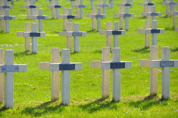 Cimeti&egrave;re militaire de Faubourg-Pav&eacute;