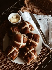 hot cross buns