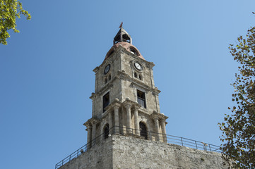 Fototapeta premium Zeitturm in Rhodos-Stadt, auf der Insel Rhodos, Griechenland