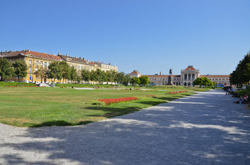 Tomislavov trg, giardini pubblici di Zagabria