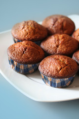 tortini su piatto_ dolci