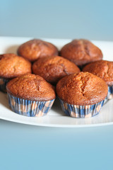 tortini su piatto_ dolci