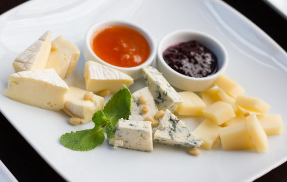 Various sorts of cheese