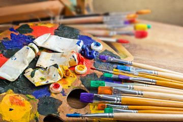 Obraz premium Paints and brushes