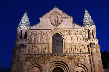Façade de l'église Notre-Dame la Grande de Poitiers