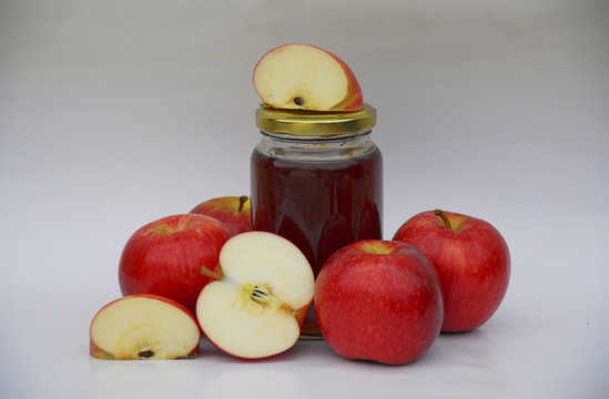 Apples with apple jelly