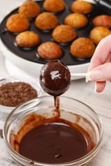 How to make cake pops - tutorial