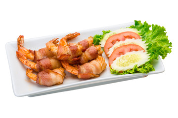 Shrimps in bacon