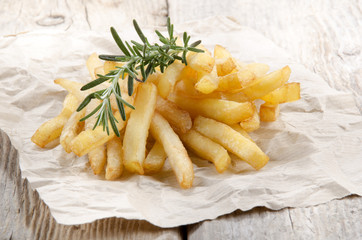 french fries with fresh rosemary