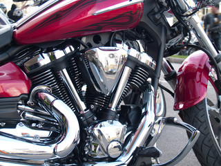 Fototapeta na wymiar Błyszczące chromowane silnik motocykla