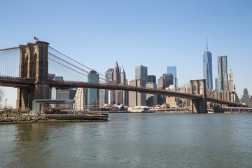 Obraz premium New York City Manhattan downtown skyline Brooklyn Bridge
