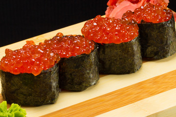 Sushi gunkan