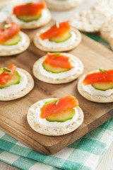 Salmon and Cracker Hor D'oeuvres