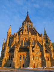 Fototapeta na wymiar Parliament Library in Ottawa