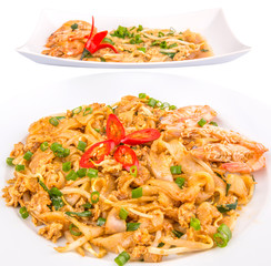  Type of fried char kway teow with prawns and gravy