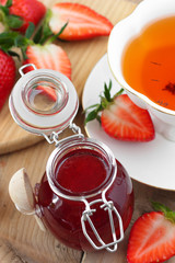 Tea with strawberries