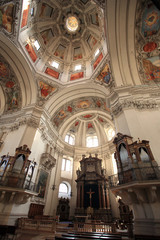 Fototapeta na wymiar Inside of christian cathedral in Salzburg, Austria