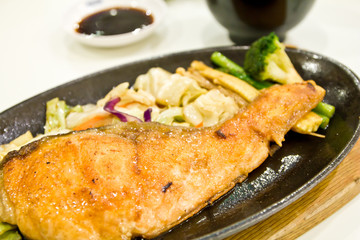 grill salmon teriyaki sauce Japanese