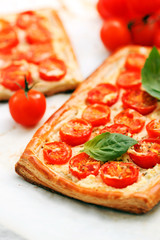 Quiche with tomato and ricotta