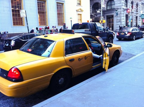 Taxi!