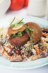 Vegetable steak with pasta