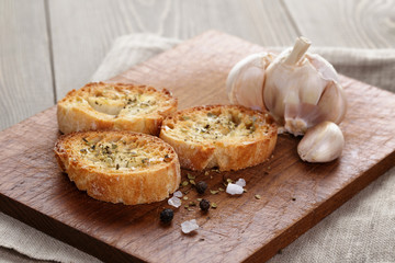 crostini with olive oil and garlic
