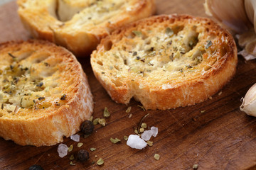 crostini with olive oil and garlic