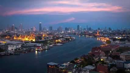 Grand Palace along the Chaophraya river at twilight (Bangkok, Th