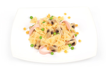 Pasta farfalle with ham and mushrooms.