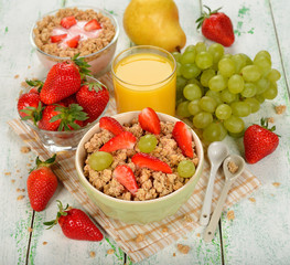 Breakfast cereals with strawberries