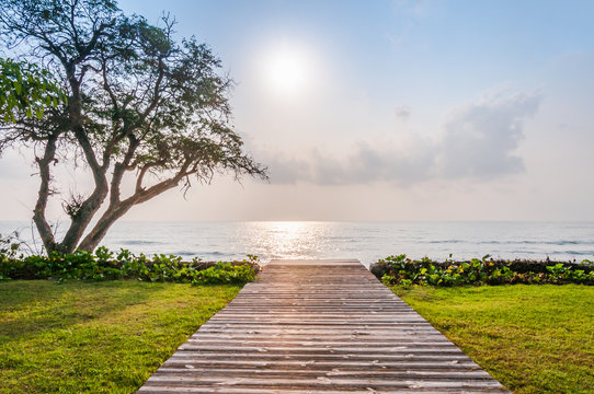 wooden walkway to the beah