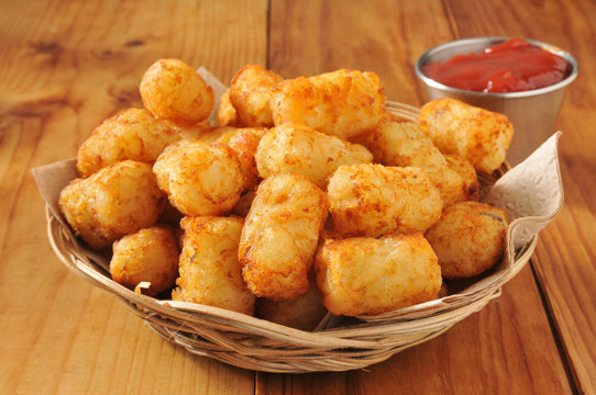 Tater tots and catsup