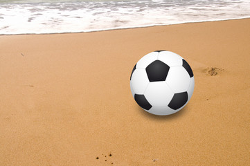 Fußball am Strand