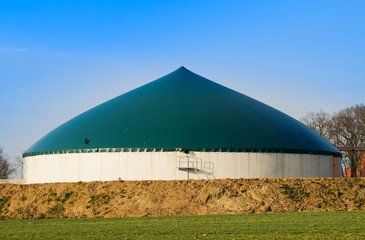 Biogas, Gärbehälter