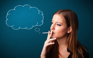 Obraz premium Beautiful lady smoking cigarette with idea cloud