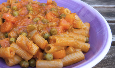 Pasta with vegetable bolognese sauce