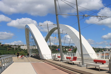 Pont Raymond Barre à Lyon