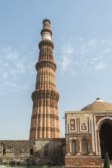 Fototapeta na wymiar Qutub minar south view