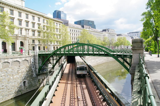 Rundbogenbrücke in Wien 3