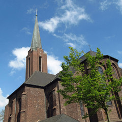 Fototapeta na wymiar Evangelische Stadtkirche in MOERS ( bei Duisburg )