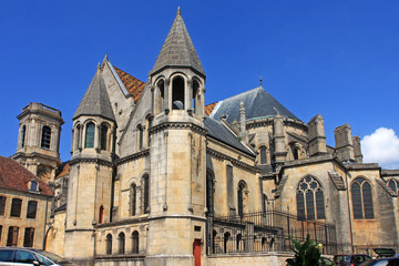 Fototapeta na wymiar Cathedral in Langres, France