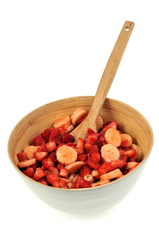 Saladier de fraises et bananes au sucre