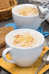 cream soup of cauliflower with cheese