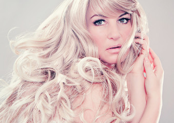 fashion shots 12_2-wonderful blond hair