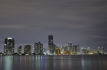 Fototapeta na wymiar Miami city skyline panorama at night