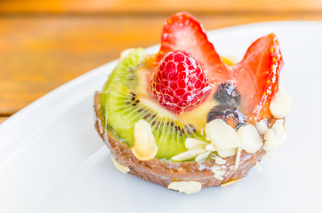 Fruit tart