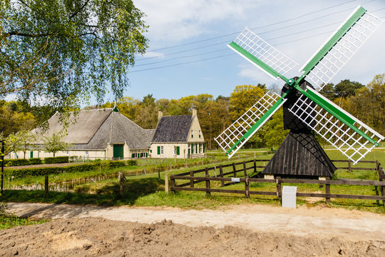 Kleine windwatermolen, Gorredijk (Friesland) 1800