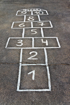 Cells for game hopscotch