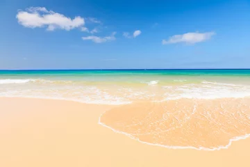 Foto auf Acrylglas Sommer Beautiful ocean beach