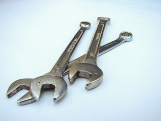 outil cle plate pipe